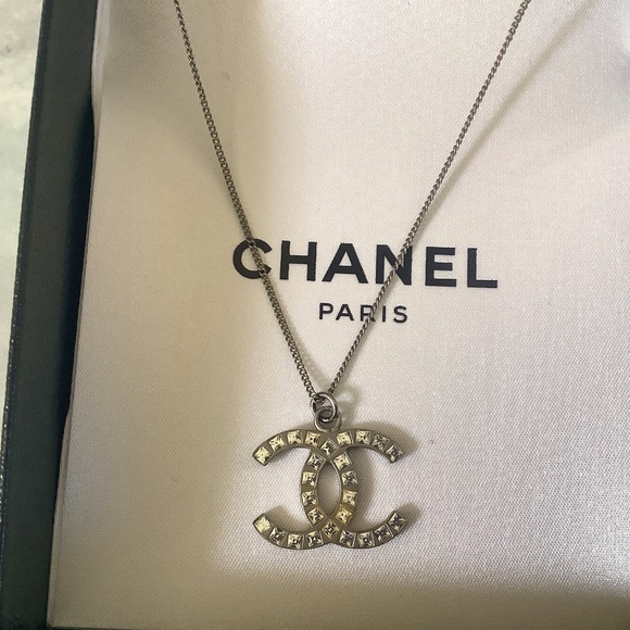 CHANEL CC crystal necklace, 16 inch, Authentic - Picture 1 of 10